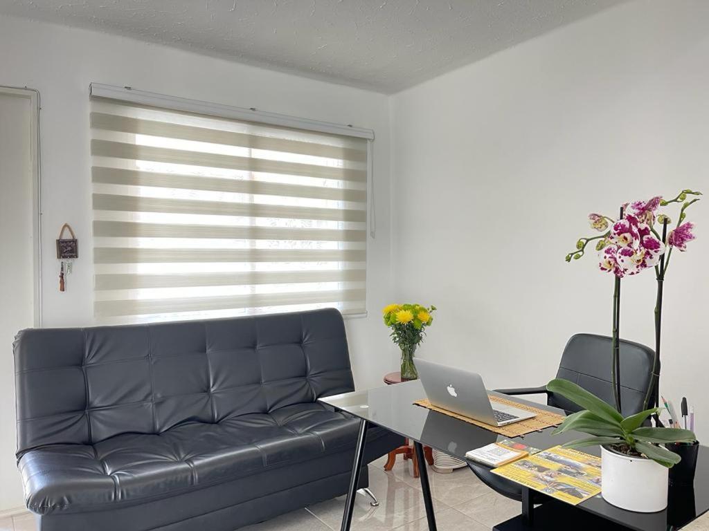 Gaston Coliving Hostel เมเดยิน ภายนอก รูปภาพ